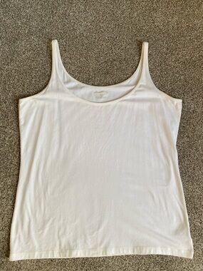 Eddie Bauer White Scoop Neck Tank - Women's